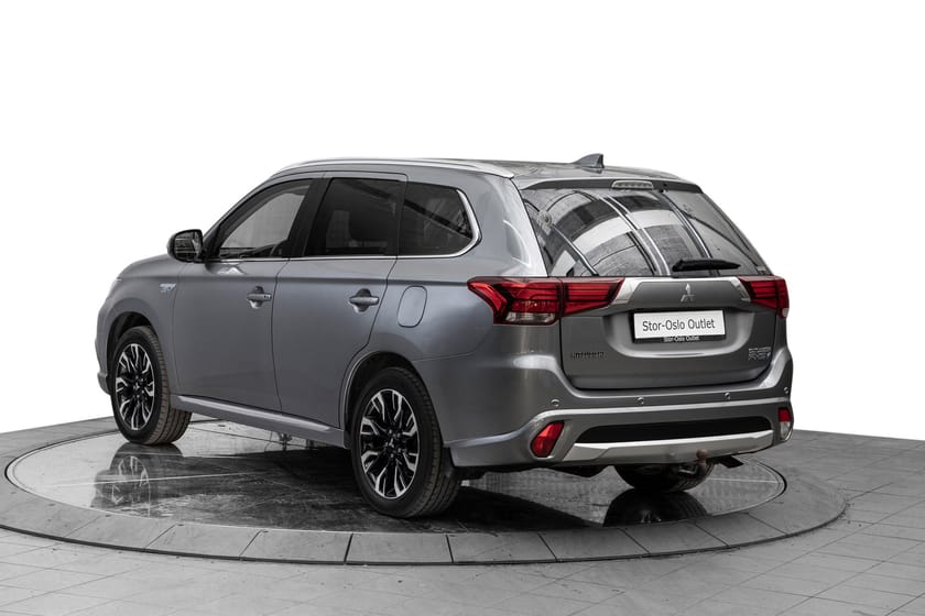 Bilde 2 av Mitsubishi Outlander PHEV Instyle+/Krok/360 kamera/Adaptivcruise/el.bakluke