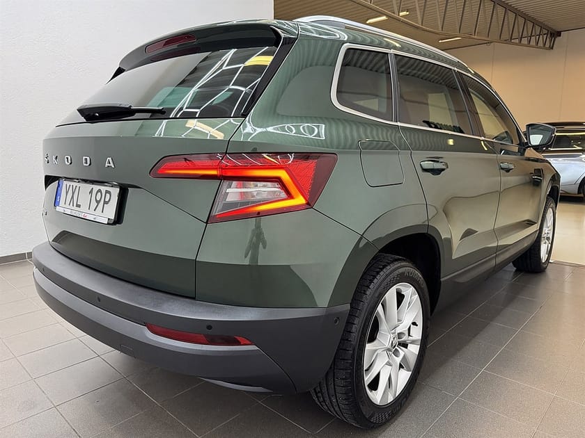 Bild 3 av Škoda Karoq Skoda 1.5 TSI 150hk Style Värmare/Navi/Bkamera/Canton/Krok/Nyservad