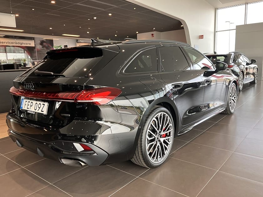 Bild 3 av Audi A5 Avant e-hybrid quattro 367hk S-line