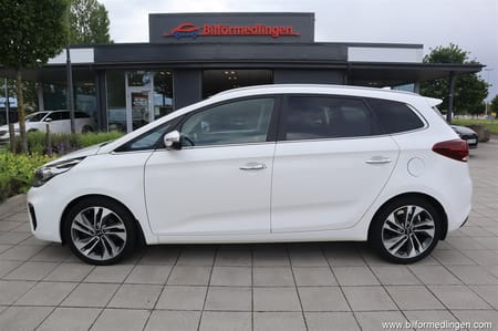 Kia Carens 1.7 CRDi FWD 141hk Aut 7 sits 1 brukare Drag Navi Backkamera