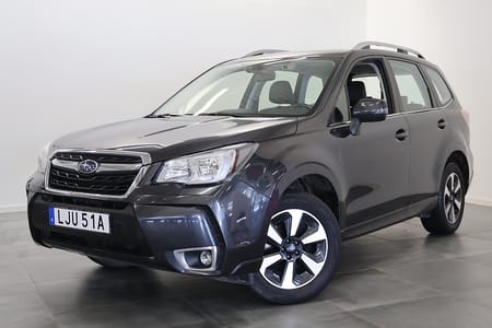Subaru Forester 2.0 4WD / Drag / M-Värm / V-Hjul / 1Ägare / B-Kamera