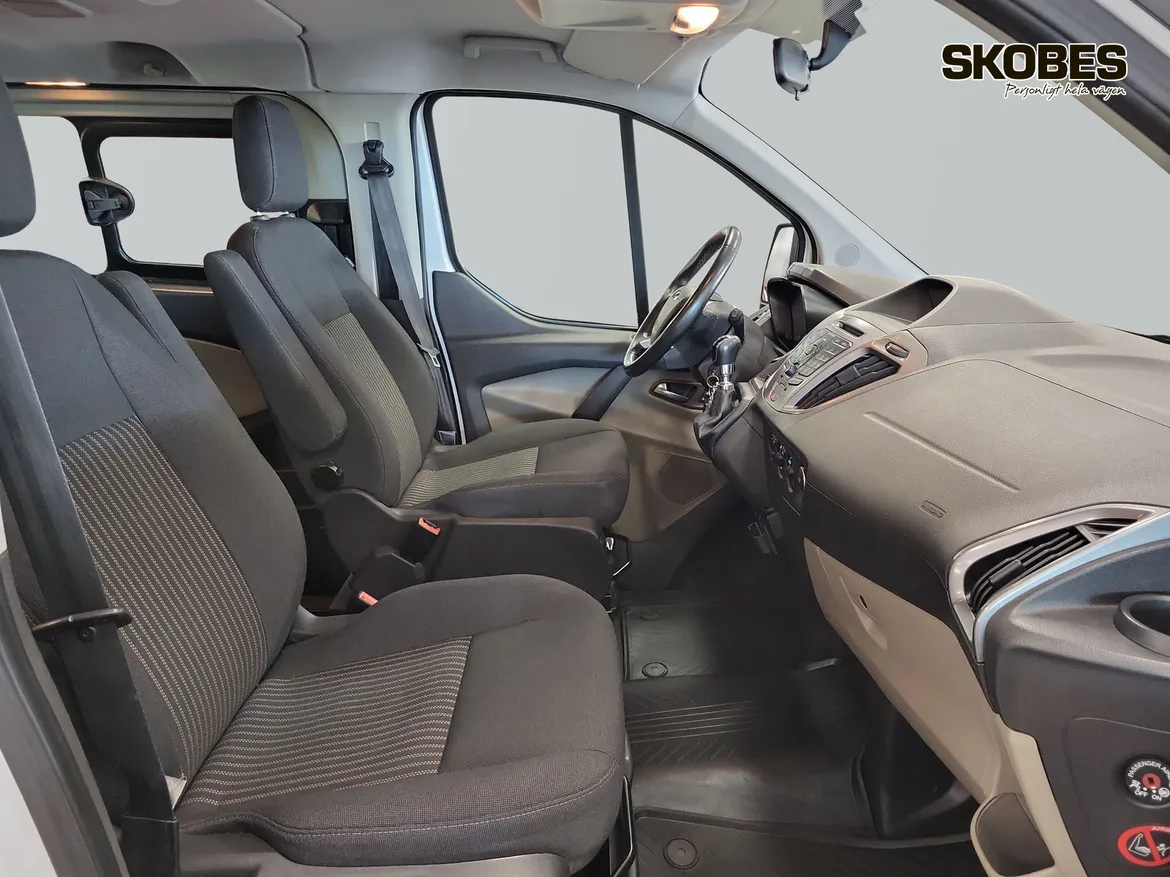 Ford Tourneo Custom 310