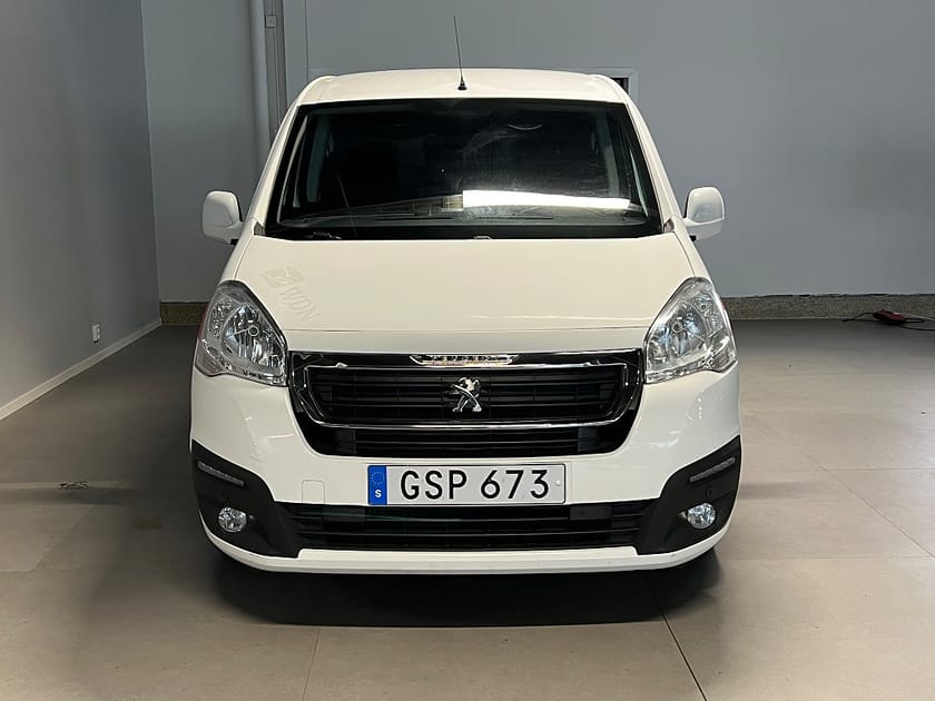 Bild 2 av Peugeot Partner Van Utökad Last 1,6 100hk BlueHDi L2 - dragkrok