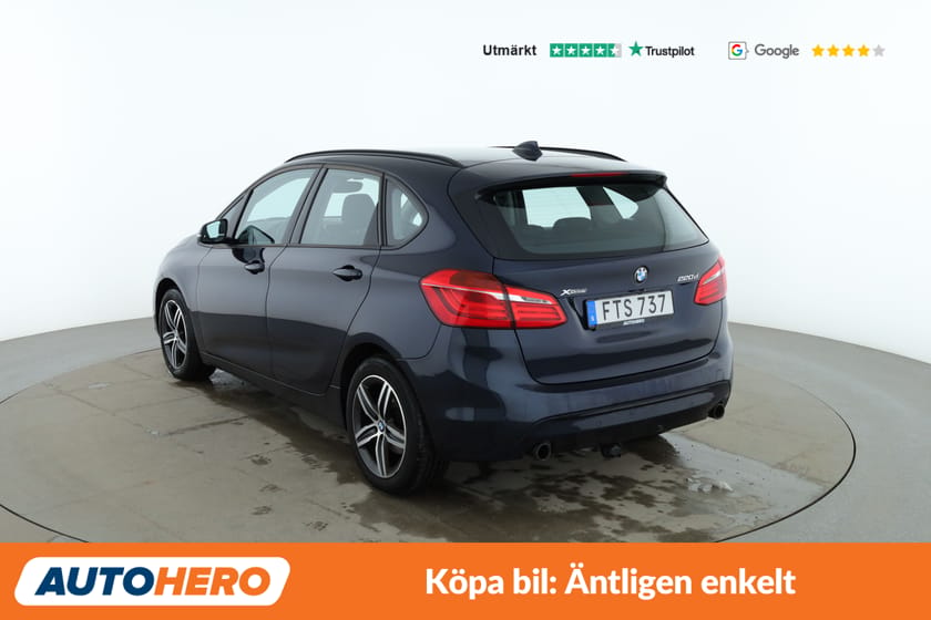 Bild 2 av BMW 220d xDrive Active Tourer / Dragkrok, Backkamera