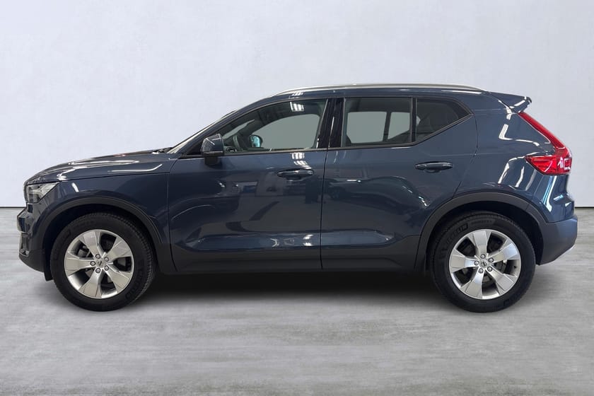 Bild 2 av Volvo XC40 B4 II FWD Bensin MomAdv NaviPro Edt