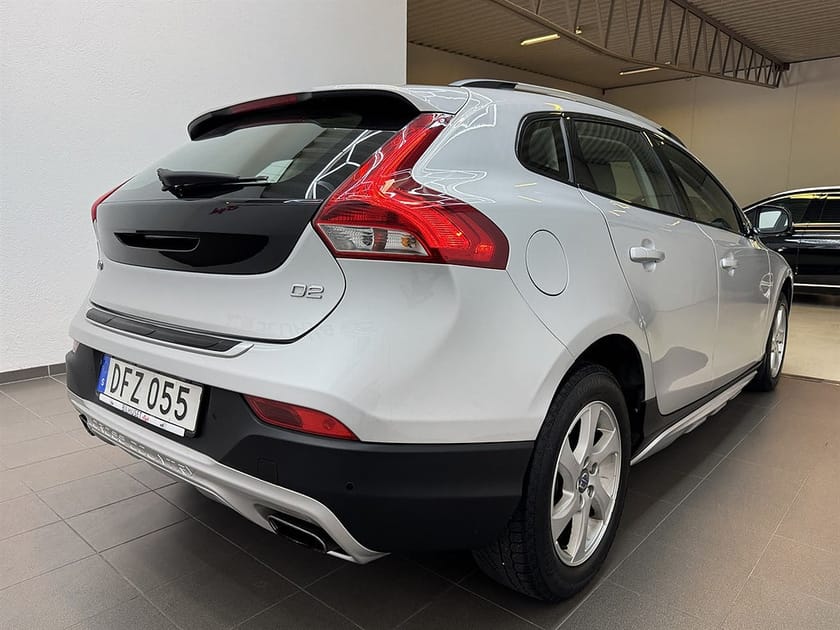 Bild 3 av Volvo V40 Cross Country D2 115hk Momentum Värmare/Läder/Kamrem bytt