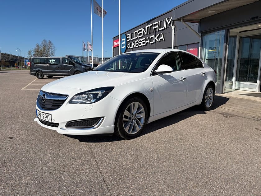 Bild 1 av Opel Insignia 2.0 CDTI 4x4 Business, Drag,Värmare,Backkamera,Nav,OPC