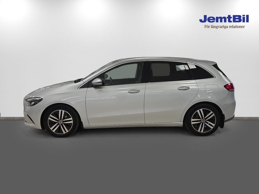 Bild 4 av Mercedes-Benz B 200 d SE Edition inkl. v-hjul & drag