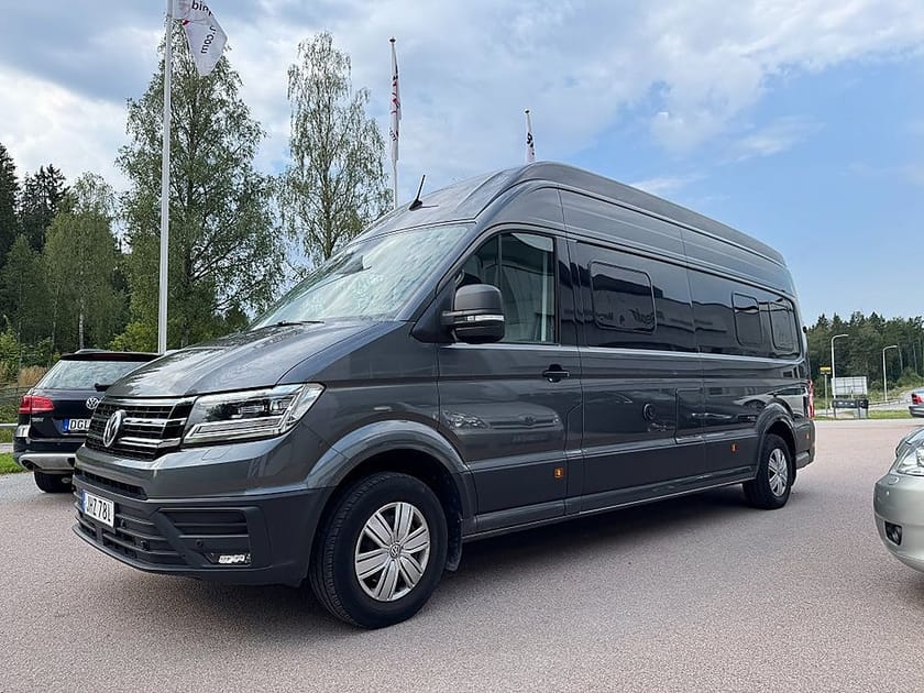 Bild 2 av Volkswagen Grand California 680 2.0 TDI Husbil Plåtis ACC Drag 177 Hk
