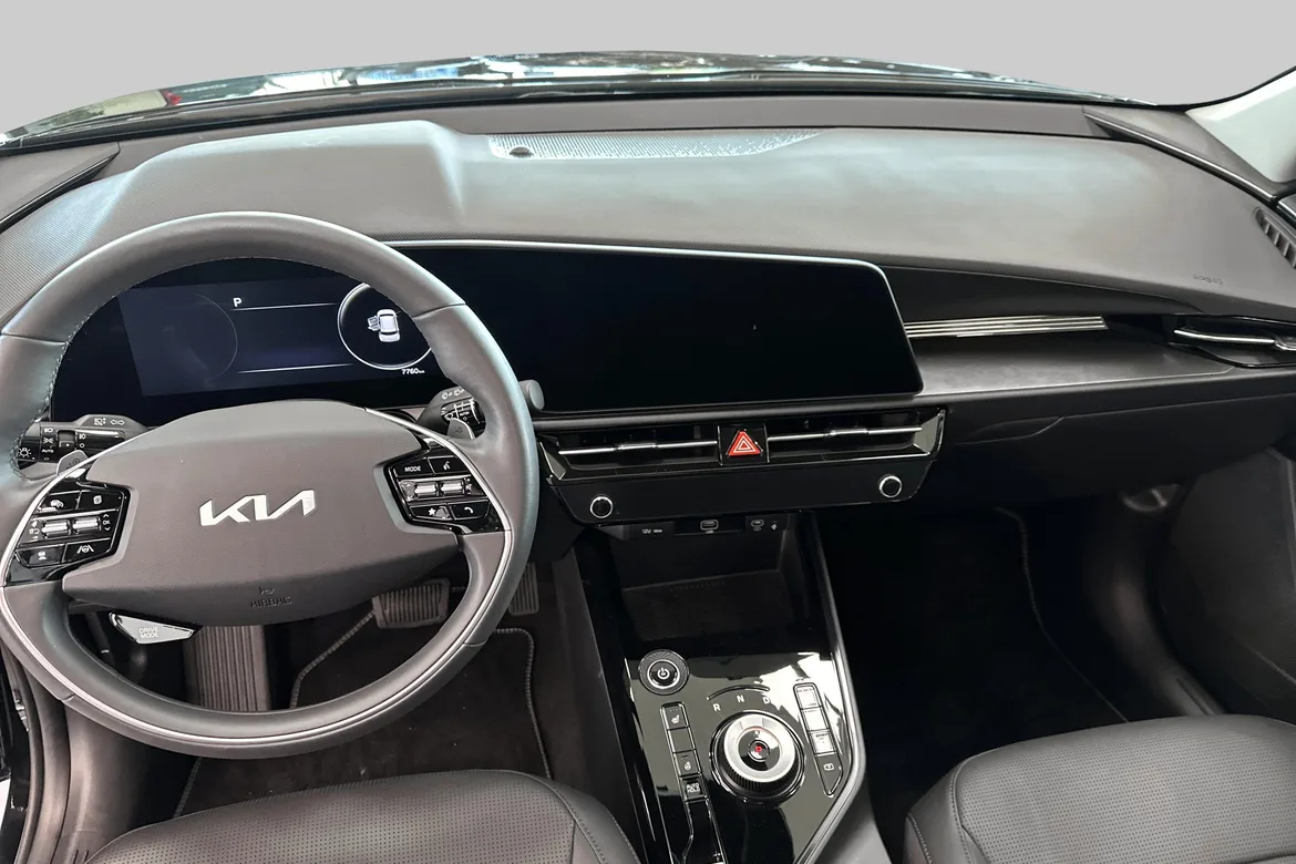 picture of a car