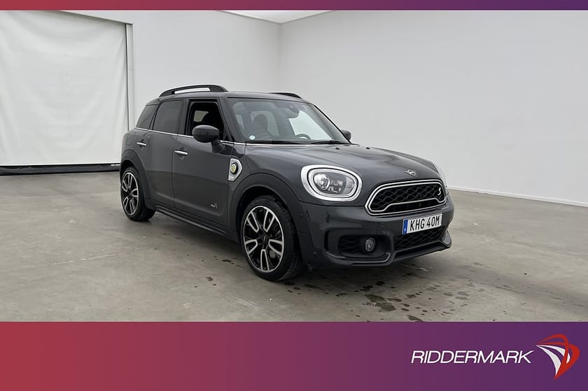 Bild 2 av MINI Countryman Cooper SE ALL4 JCW H/K Adaptiv Navi HUD Kamera MOMS