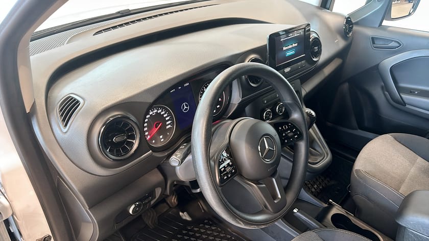 Bild 4 av Mercedes-Benz Citan 110 CDI L1 Låga mil/Drag/Moms