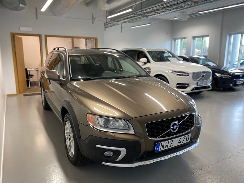 Bild 3 av Volvo XC70 D4 AWD Summum Business Edition Pro Taklucka Drag