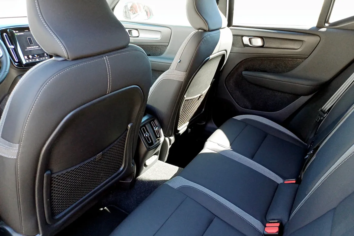 Volvo EX40 Single Motor Extended Range