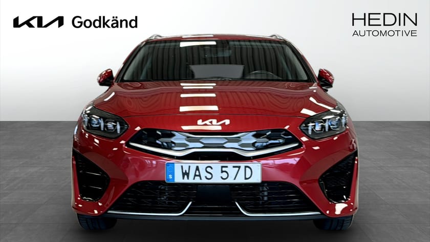 Bild 2 av Kia Ceed Sportswagon Plug-in Hybrid PHEV Action