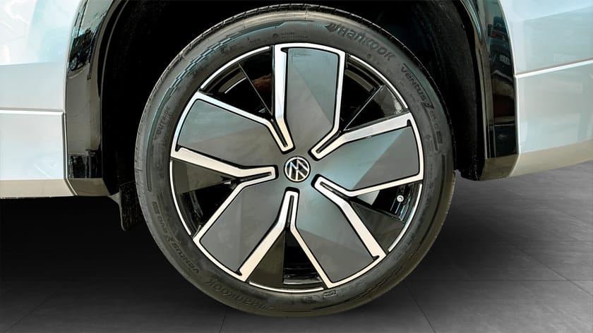 Bild 5 av Volkswagen Tayron eHybrid R-LINE 272 HK DSG6
