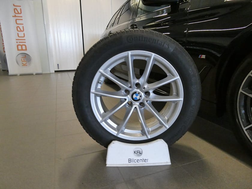 Bild 2 av BMW 520d xDrive Touring M Sport Aut-Drag-Skinn-Navi-Värmare-Moms-SoV