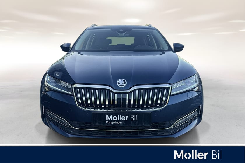 Bilde 2 av Škoda Superb Stasjonsvogn Sup3fl stv l&k d200 4x4 dsg Matrix|Webasto|H.feste|Cant