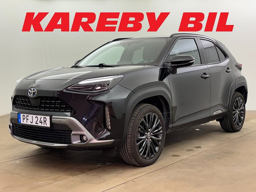 Bild 1 av Toyota Yaris Cross Hybrid AWD-i Adventure JBL Panorama Kamera HUD