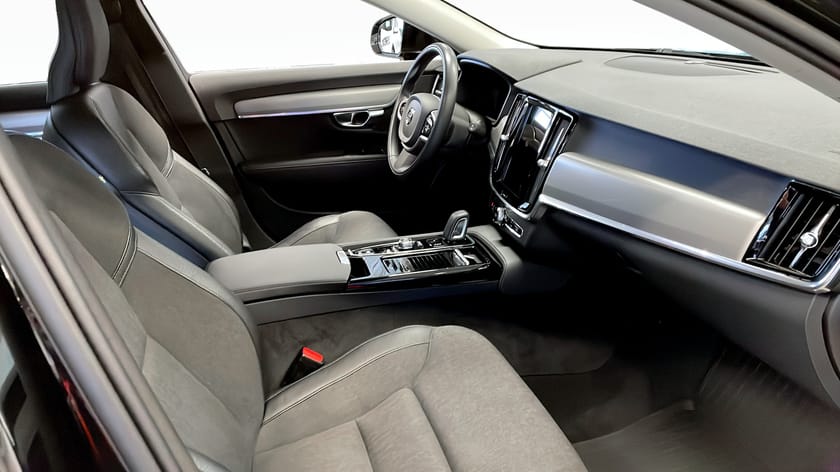 Bild 3 av Volvo V90 Recharge T6 AWD Geartronic, 340hk