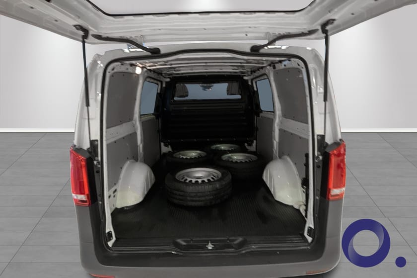 Bilde 5 av Mercedes-Benz Vito 116 CDI 4x4 3.0t / 4 Matic 163HK / P.Varmer / Led /