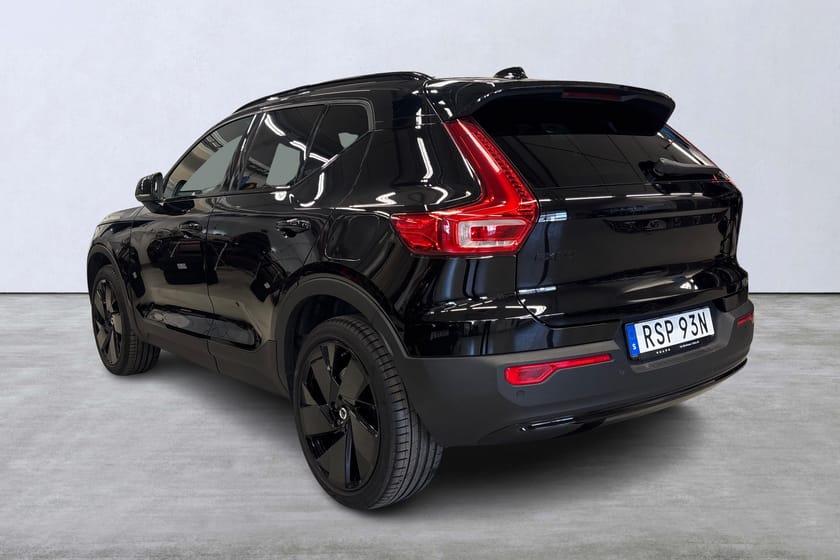 Bild 4 av Volvo EX40 Single Motor Extended Range M R Ultra Black Edt