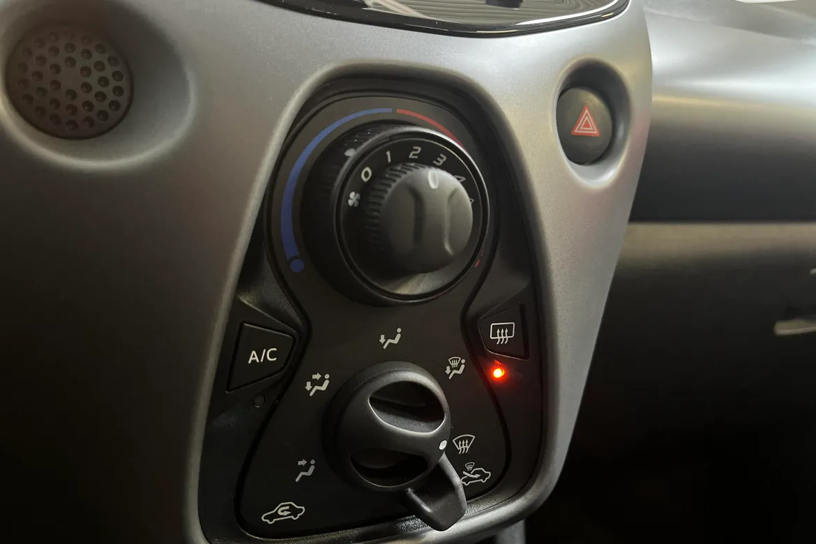 picture of a car