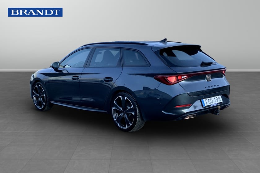 Bild 2 av CUPRA Leon Sportstourer e-Hybrid 1.4 TSI 245hk DSG ST