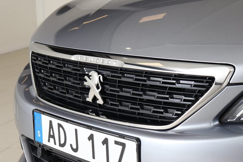 Bild 2 av Peugeot 308 Active 1.5 M-Värmare NY kamrem Carplay V-hjul