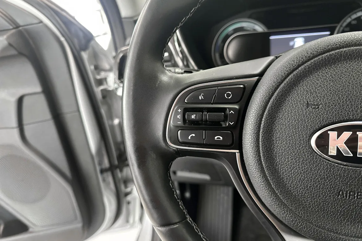 picture of a car