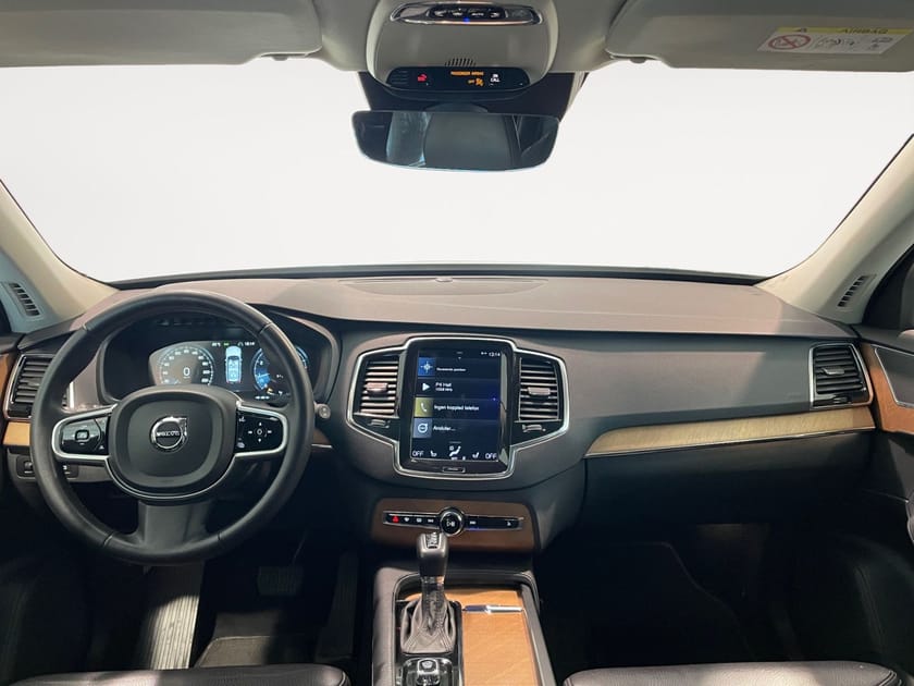 Bild 2 av Volvo XC90 7 Säten T5 AWD Inscription 7-Sits  Skinn Kamera Drag 250hk