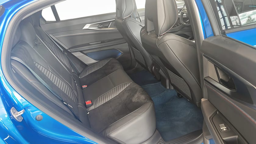 Bild 5 av Renault Rafale E-Tech 4x4 ESPRIT ALPINE EDITION 300 PLUG-IN