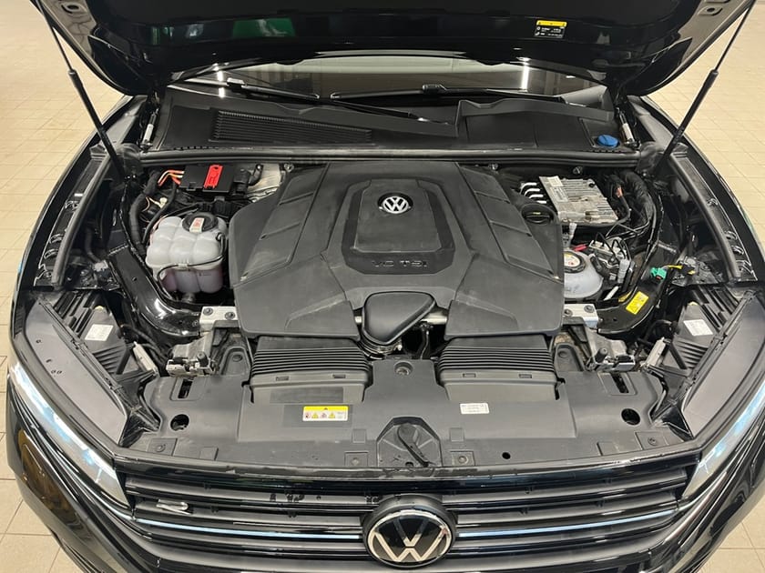 Bild 5 av Volkswagen Touareg R eHybrid 3.0 V6TSI 4X4  462hk, 2024 8 växlar