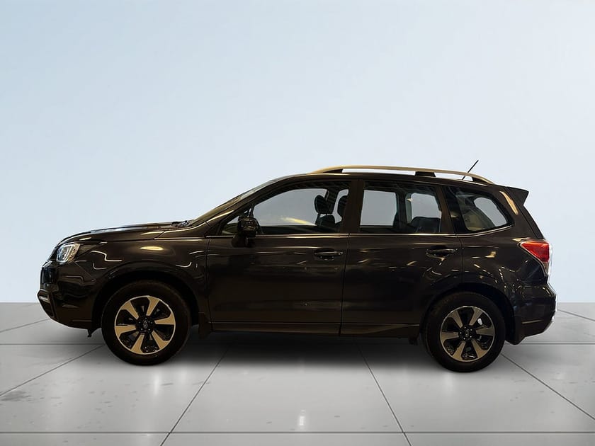 Bild 4 av Subaru Forester 2.0 4WD Lineartronic Kamera/Drag/M-värm/S&V-däck