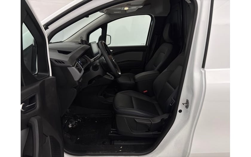 Bild 4 av Nissan Townstar EV 2.5t N-Connecta Drag Kamera Läder Inredd 122hk