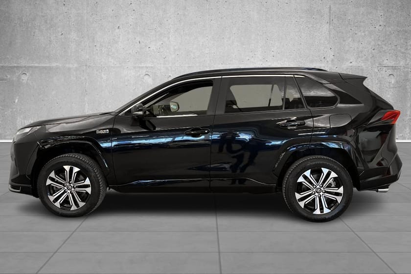 Bilde 2 av Toyota RAV4 Plug-in Hybrid 2.5 Active Tech/alle servicer/4x4/WLTP 75 km/