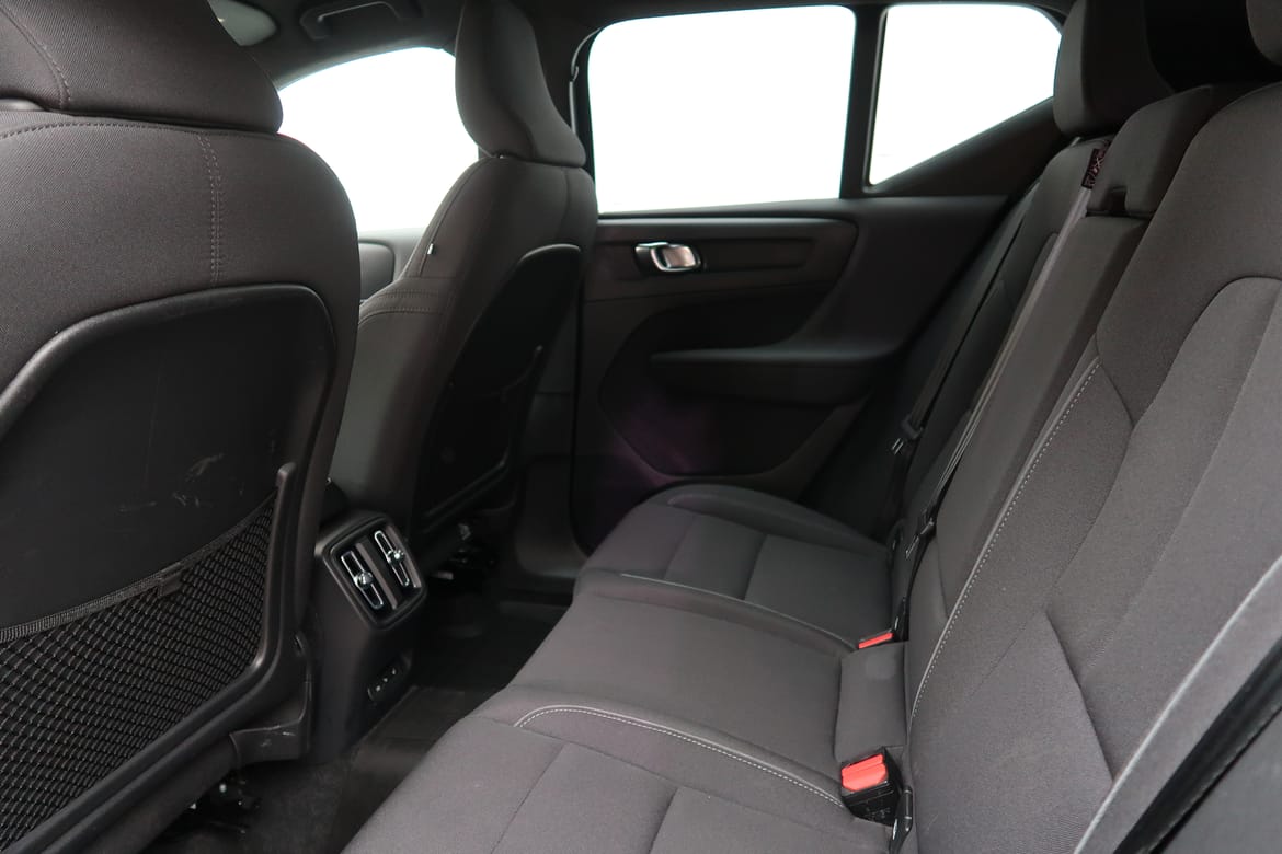 Volvo XC40 2023 - miniatyr 5