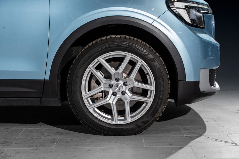 Bilde 4 av Ford Explorer EV Extended Range AWD AWD| B&O|v.pumpe|h.feste|Matrix lys|