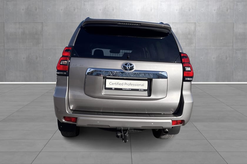 Bilde 4 av Toyota Land Cruiser 5-dørs 2.8 D-4D GX Aut