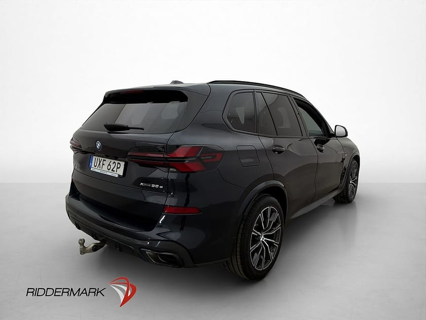Bild 5 av BMW X5 xDrive50e M Sport Innovation B&W Sky Lounge 360° MOMS