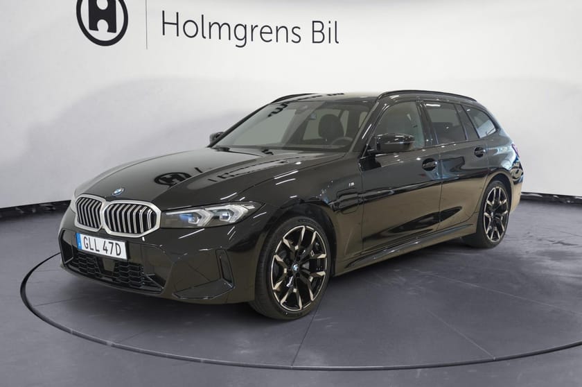 Bild 1 av BMW 330e xDrive Touring M-Sport Active Edition