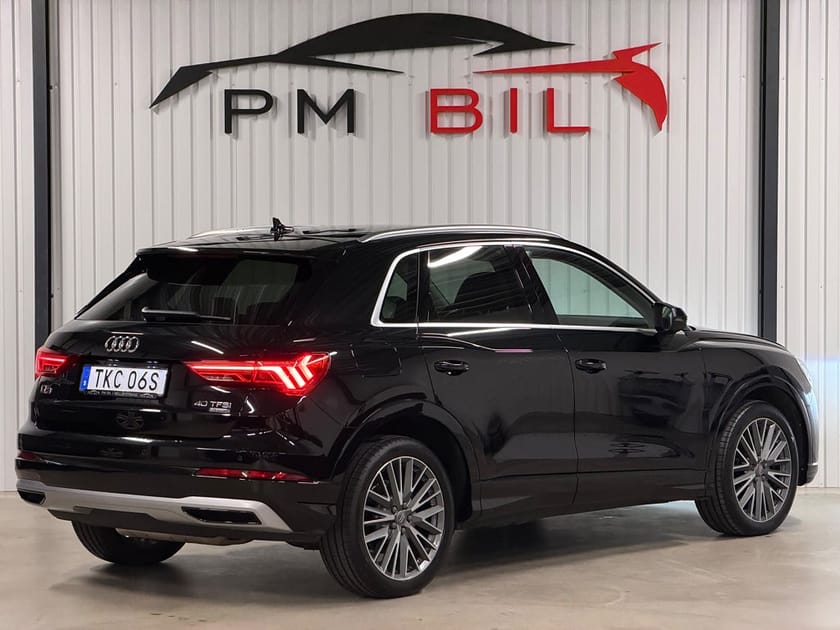 Bild 3 av Audi Q3 40 TFSI quattro Advanced Navigator Cockpit Drag Värmare