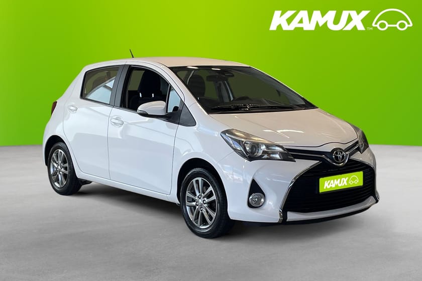 Bild 1 av Toyota Yaris 1.33 Dual VVT-i Manual, 99 hk 2017 Nyservad Backkamera