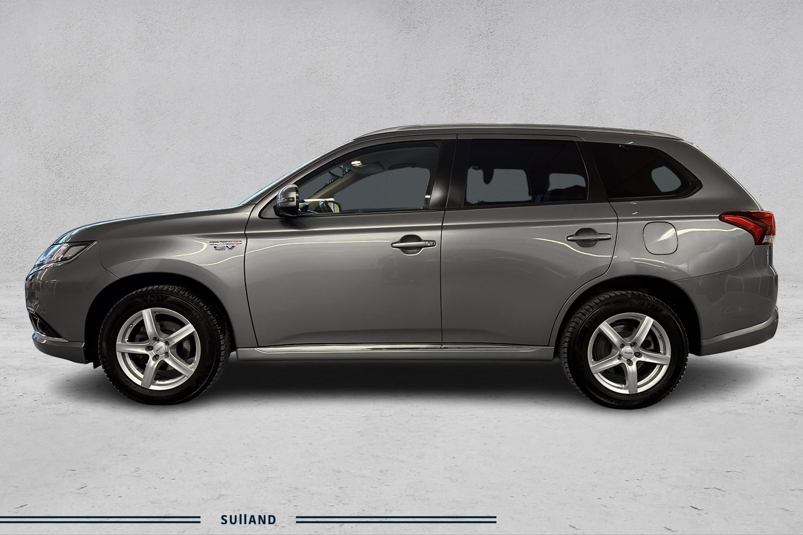 Thumnail bilde 1 av Mitsubishi Outlander PHEV