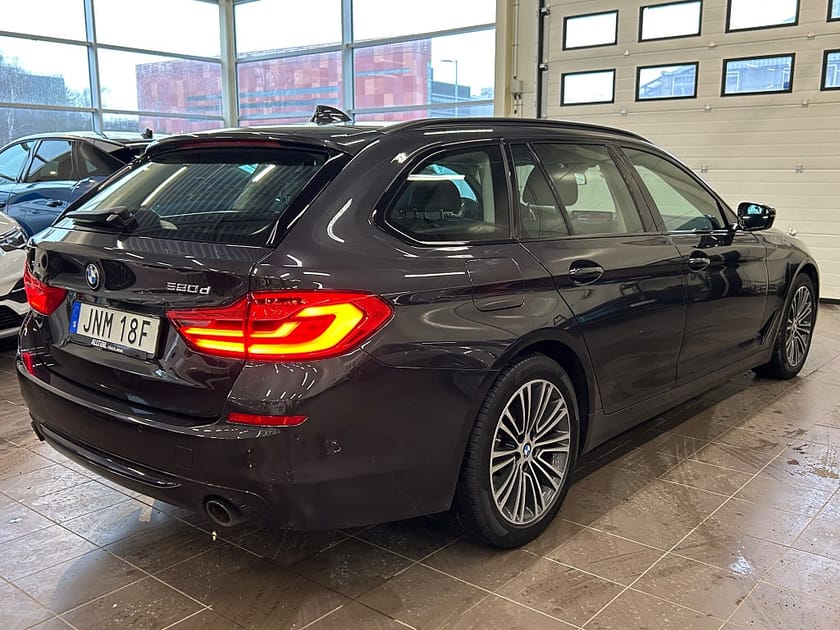 Bild 5 av BMW 520d xDrive Touring Steptronic Sport line Kamera/Drag/Navi