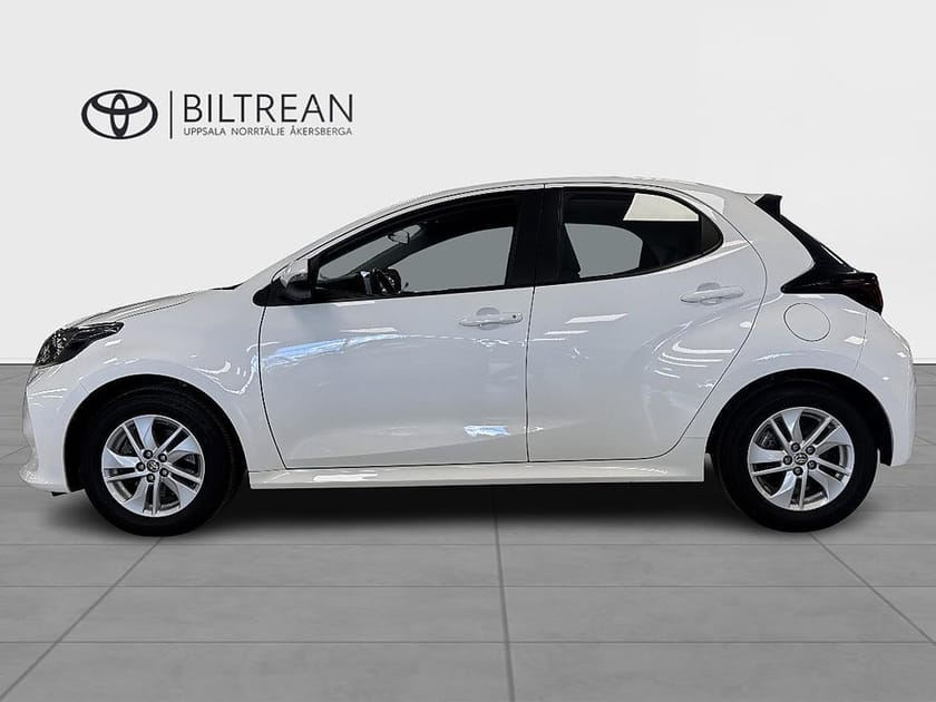 Bild 4 av Toyota Yaris Hybrid CVT Active Vinterhjul