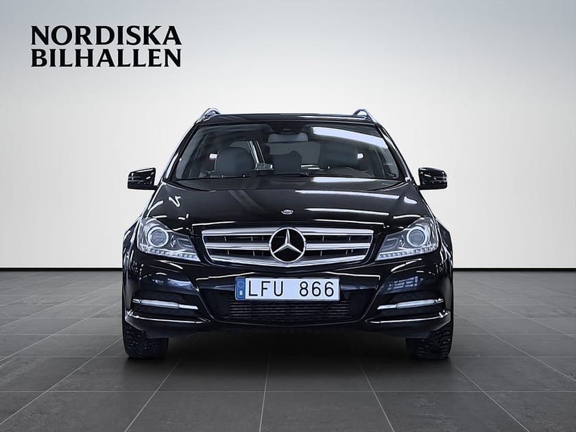 Bild 2 av Mercedes-Benz C 180 T BE BlueEFFICIENCY 7G-Tronic Avantgarde Nyservad Drag