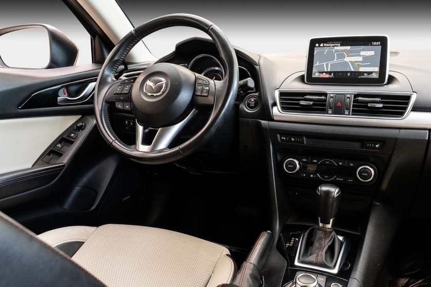 Bilde 5 av Mazda 3 Sport 2.0 120HK Bensin Automat|HUD|Navi|Bose|Cruise++