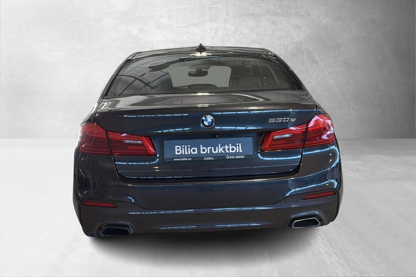 Bilde 3 av BMW 530e iPerformance Sedan M-Sport komfortseter Navi Hifi HUD Takluke