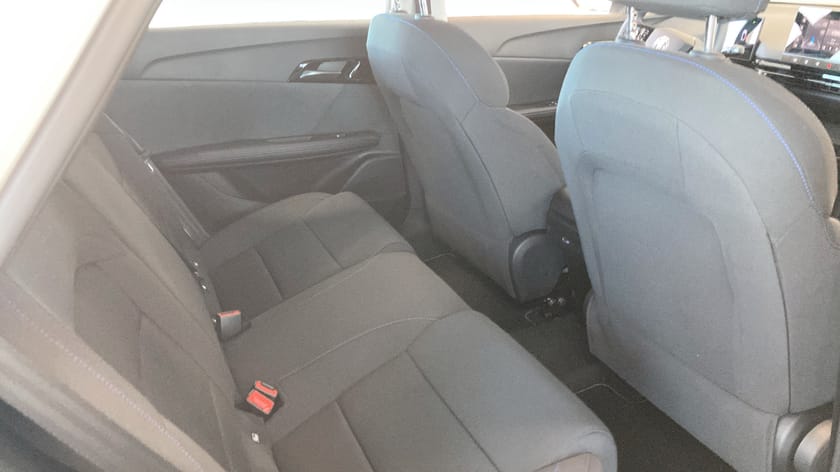 Bild 5 av MG 4 Electric Long Range MG4 NE STD 49KWH (BLACK) - DOVER WHITE